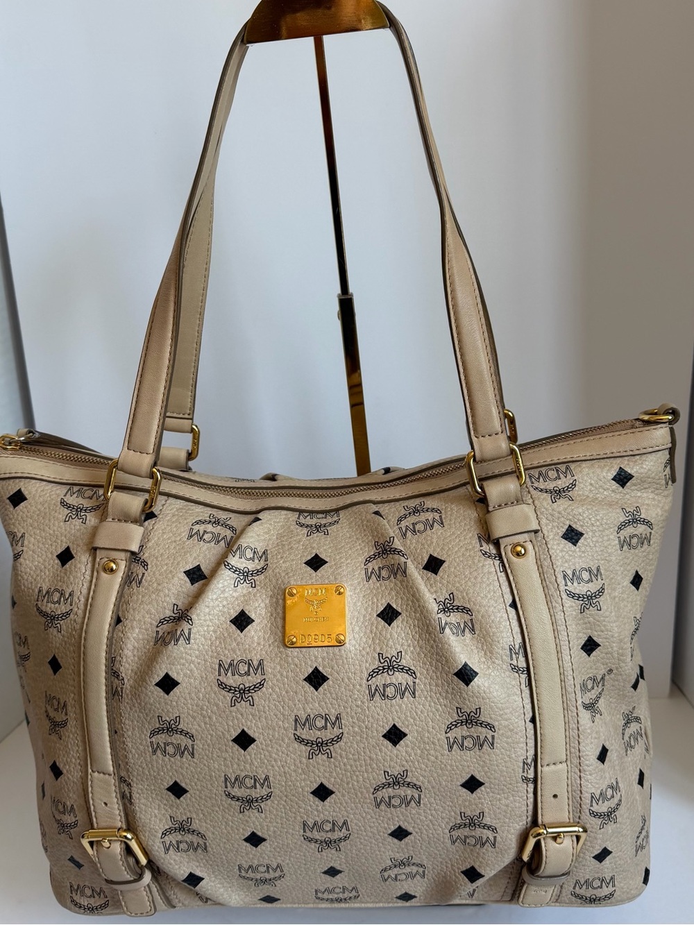 MCM Cream Visetos tote